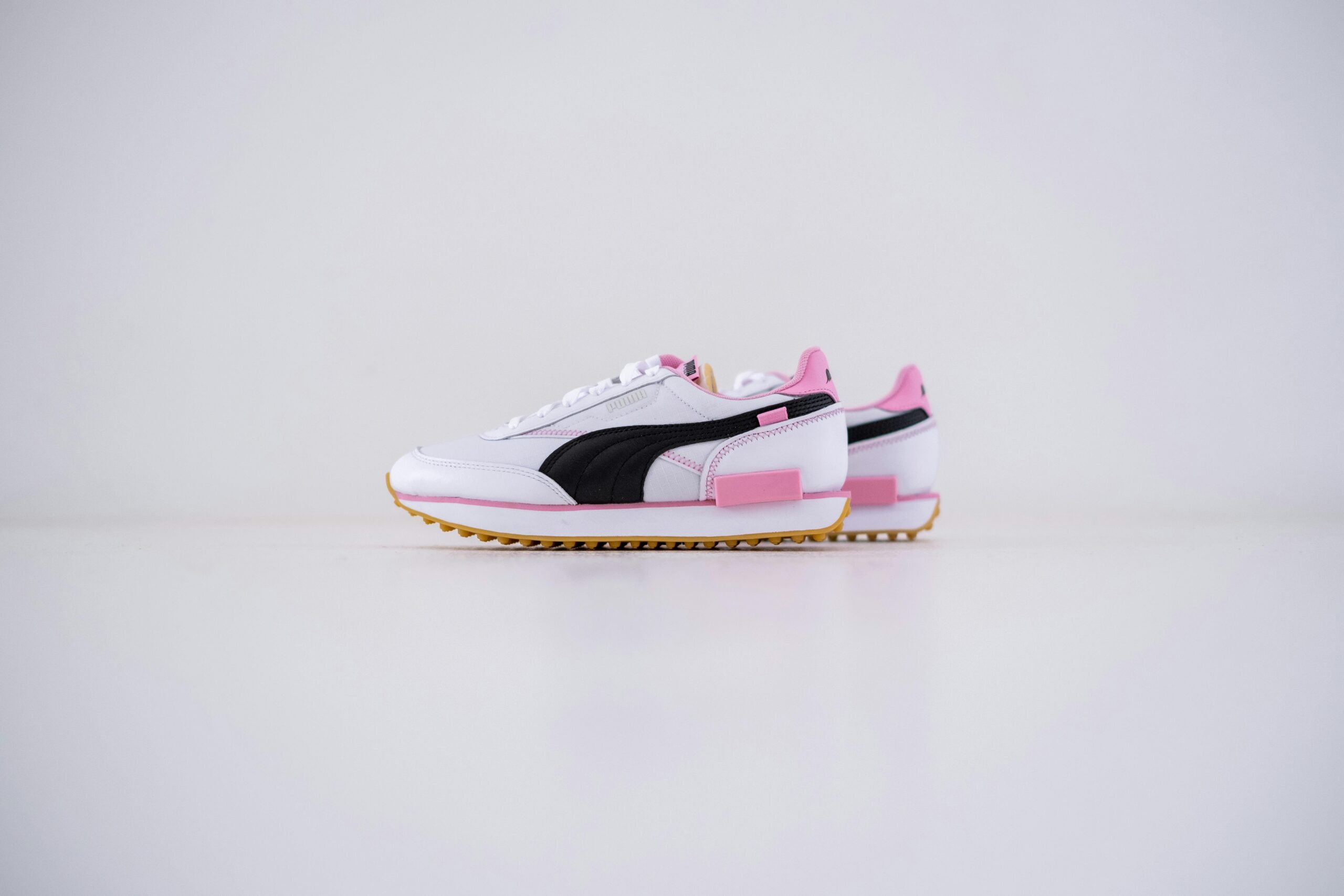 Fotogenic AI footwear product photography visual for placeholder 3