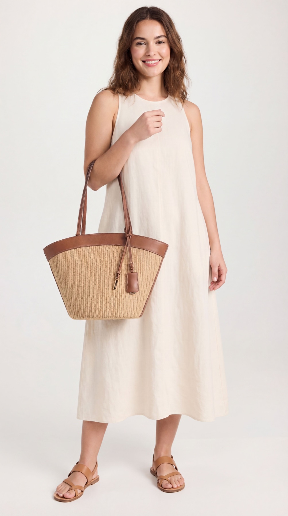 Fotogenic AI Model Holding Or Wearing The Product 170 for white background product photos
