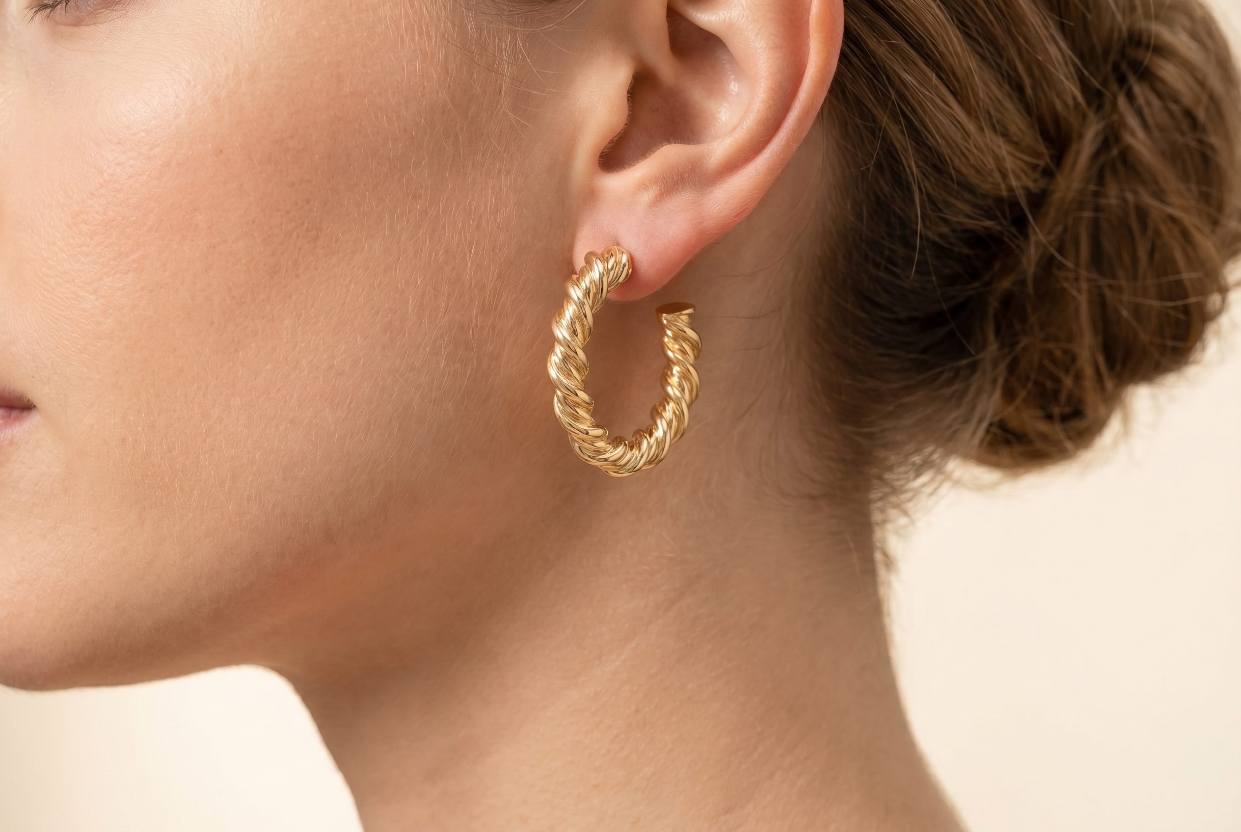 Jewelry Product Photography on-model image 35
