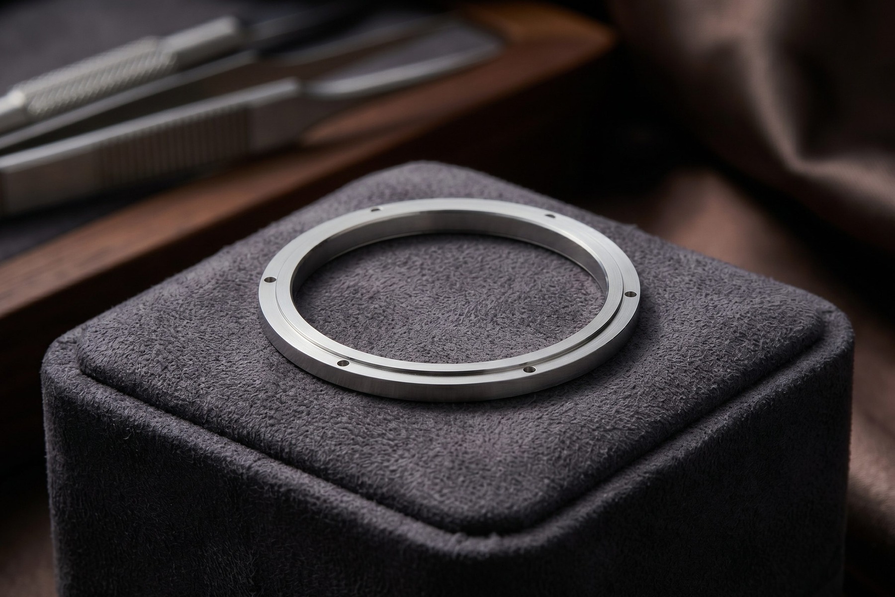 Lifestyle Product Photography after image showing Fotogenic output for jewelry detail