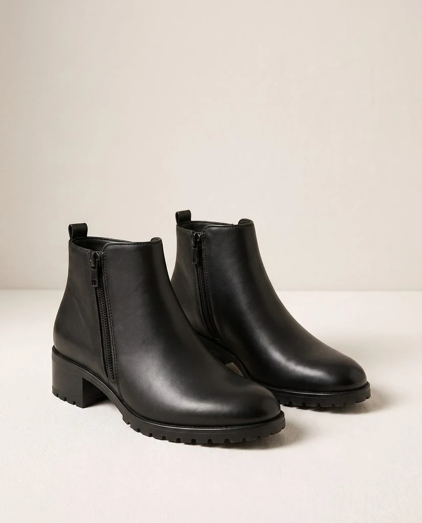 Boot Three Quarter preview