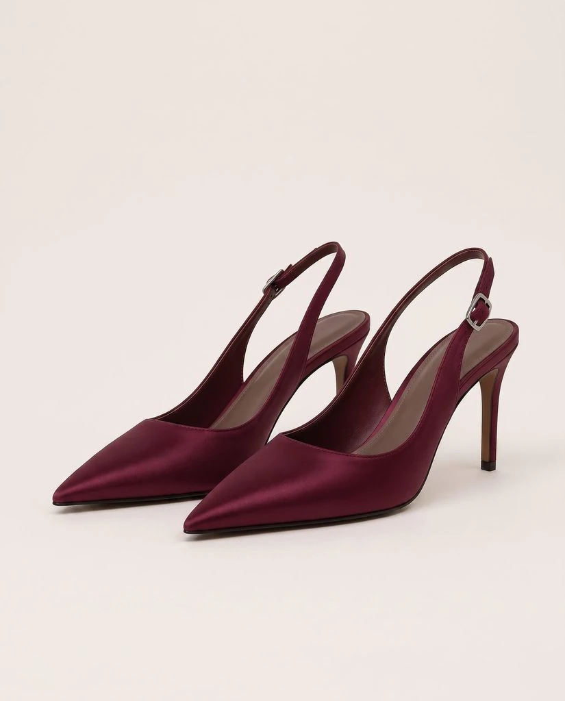 Heel Three Quarter preview