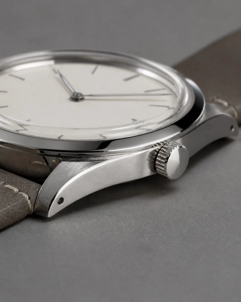 Watches - Watch Crown and Case Detail Steal the Style preview